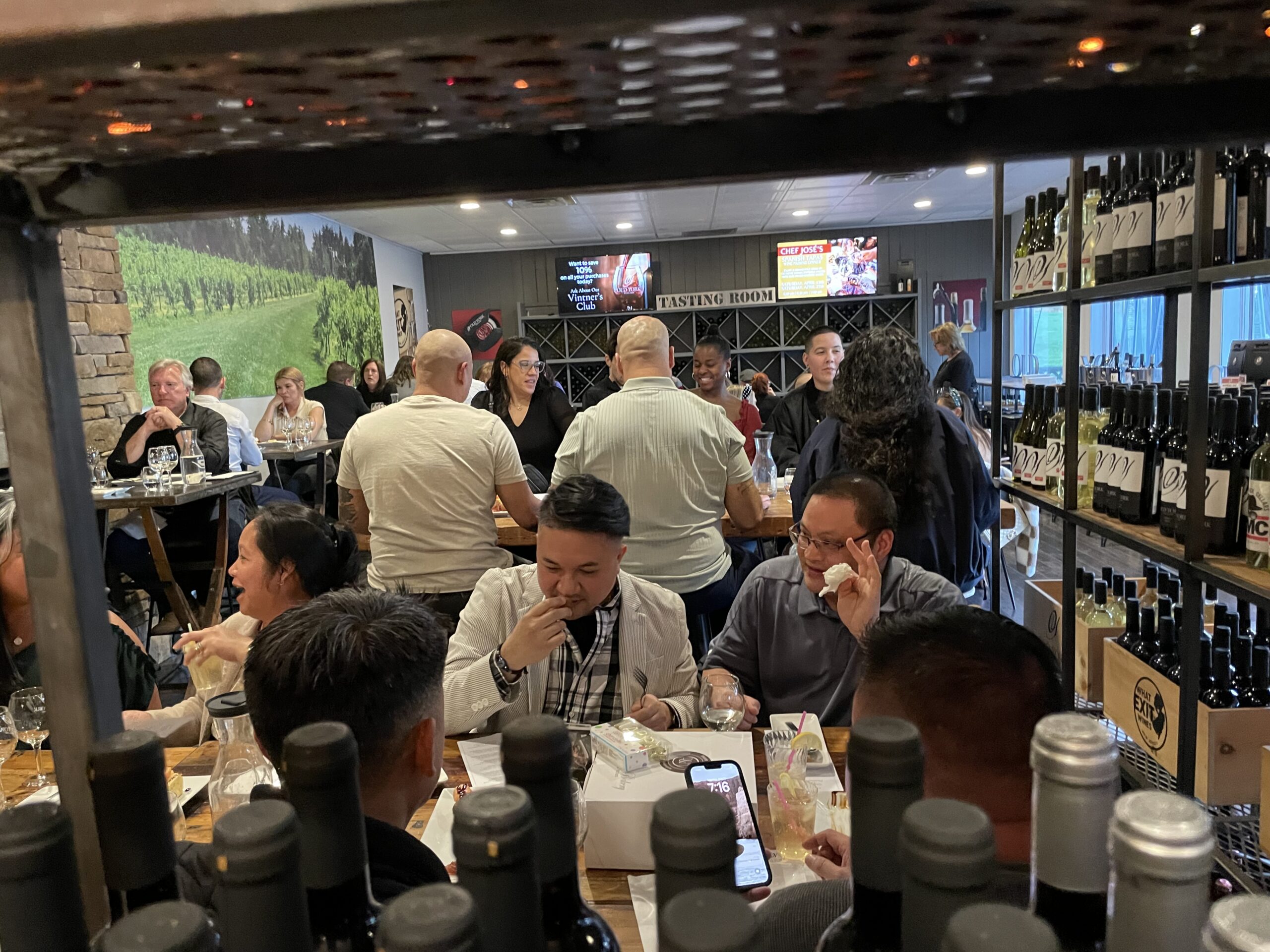 Signature Wine & Dine Experiences at Old York Cellars